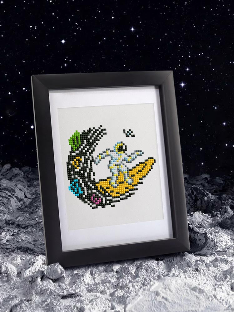12 Mini-Paintings – Moonbeam Memories diamond painting kit – image 4