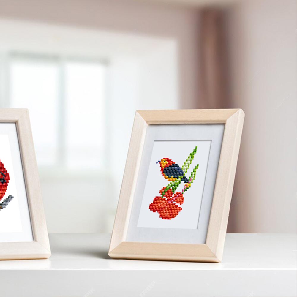 
12 Mini-Paintings – Wings Of Color diamond painting kit – image 4