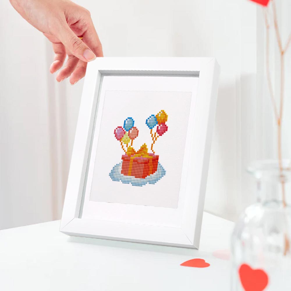 
12 Mini-Paintings – 18. Birthday Set diamond painting kit – image 7