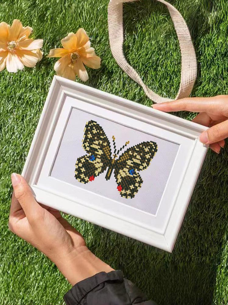 
12 Mini-Paintings – Colorful Butterflies diamond painting kit – image 8