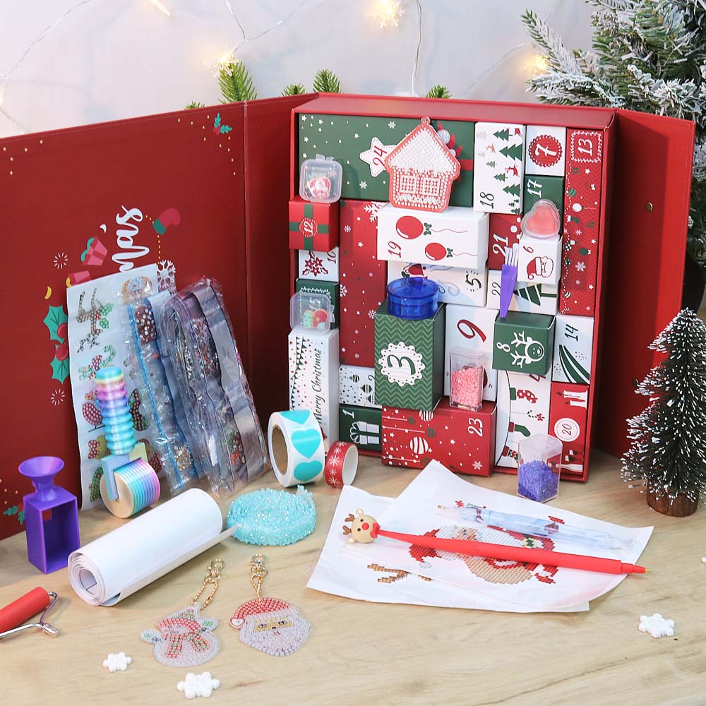 
Advent Calendar - Classic Christmas (24 Doors) diamond painting kit – image 8